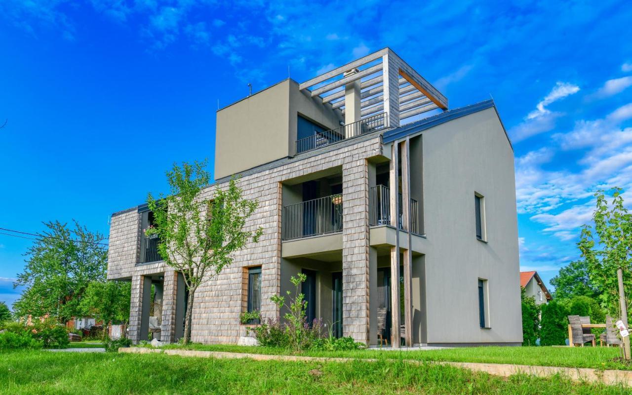 Plitvice Nest 2 Apartment Rakovica Bagian luar foto